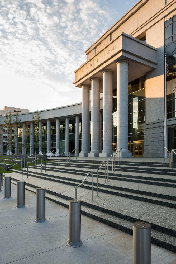 entrance-colorado-supreme-court-denver